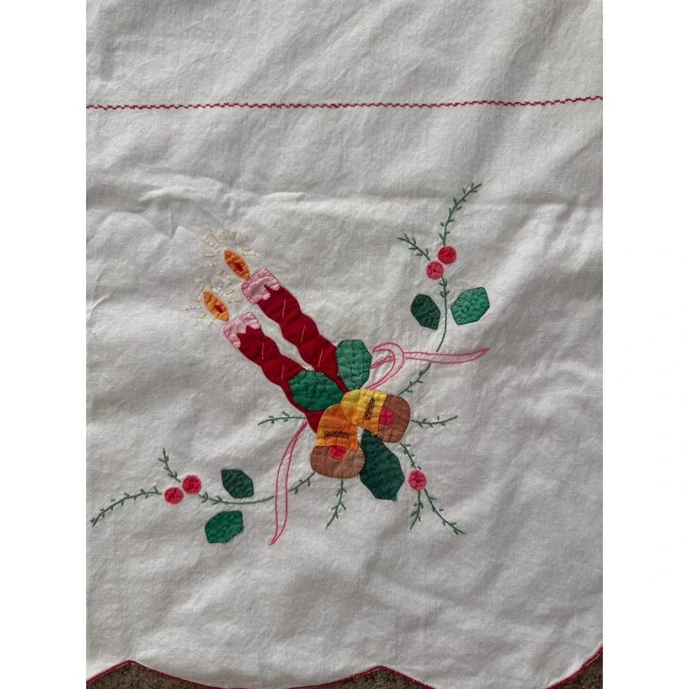 Vintage Hand Embroidered Christmas Tablecloth Santa Claus Scalloped Edge 61x79